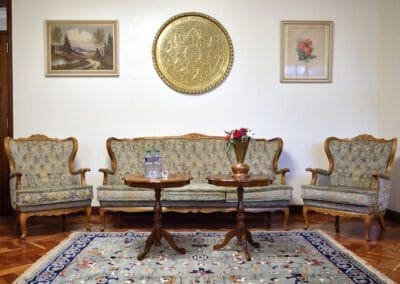 Leopard Lounge