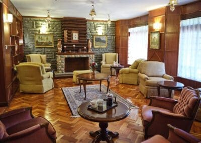 Lion Lounge