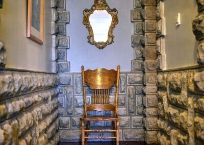 Artefacts & Decorations