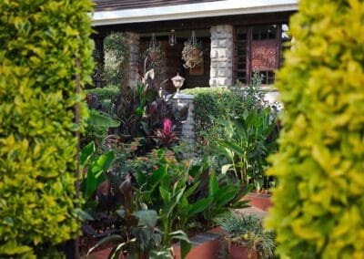 Artefacts & Decorations